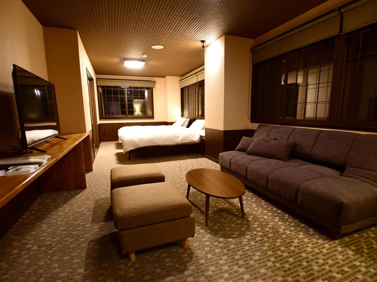 Hotel Kutsurogijyuku Shintaki Aizuwakamatsu Exterior foto