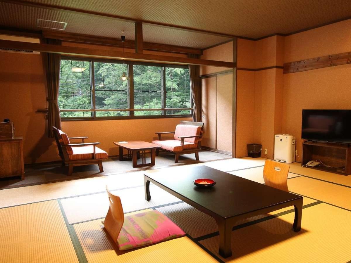 Hotel Kutsurogijyuku Shintaki Aizuwakamatsu Exterior foto