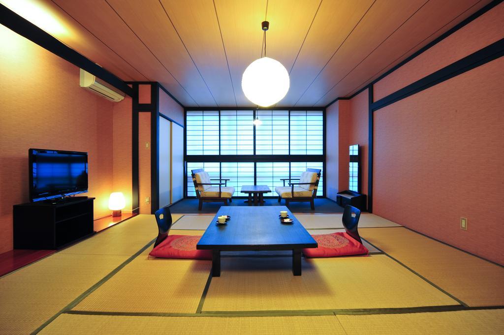 Hotel Kutsurogijyuku Shintaki Aizuwakamatsu Exterior foto